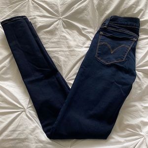 Levi’s 710 super skinny jeans